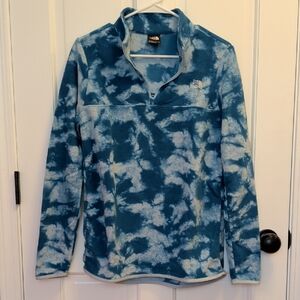 The North Face Blue and White Fleece Pullover